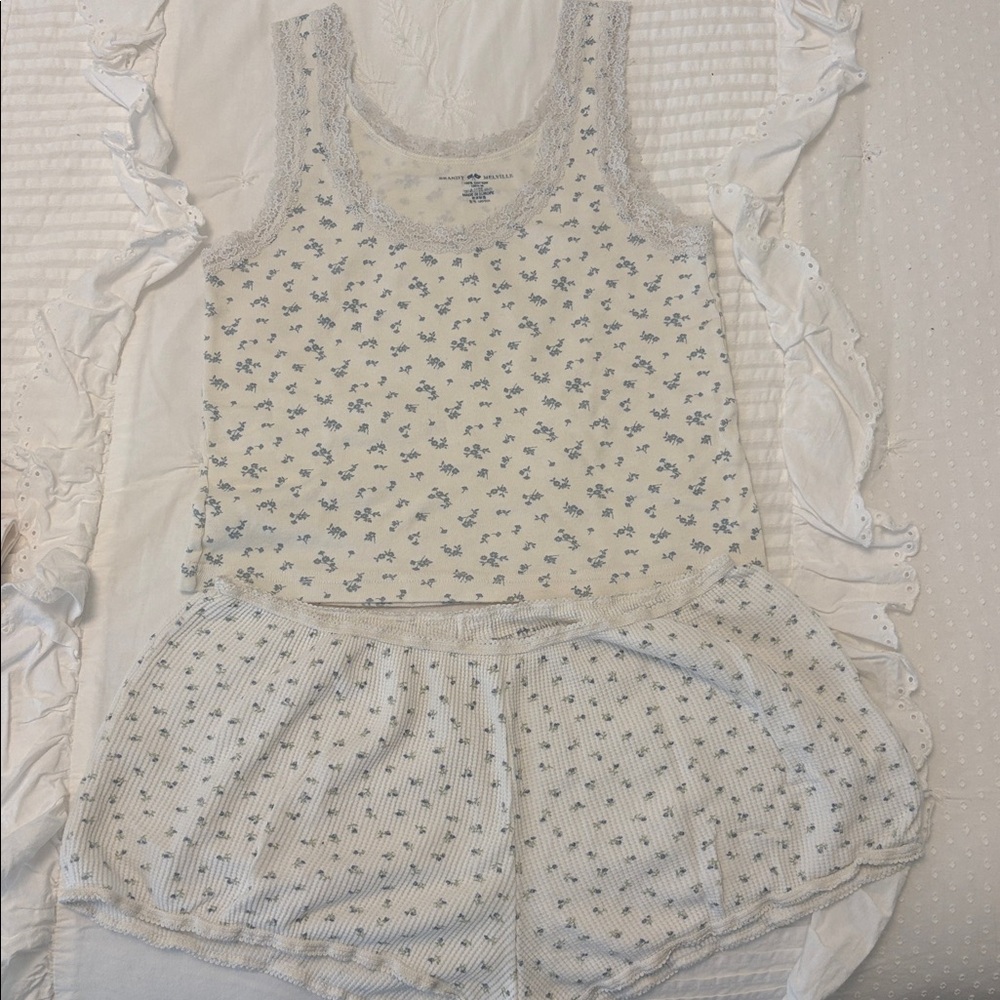 Brandy Melville Blue and White Floral Pajama Set